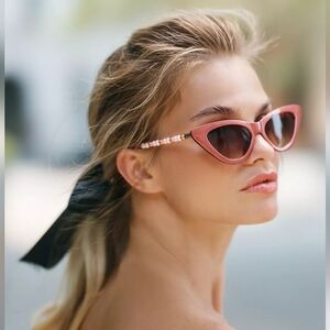 New With Tags Anthropologie Chain Arm Cat Eye Sunglasses